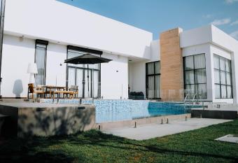 Hummingbird Rak allows 18 year olds to book a room