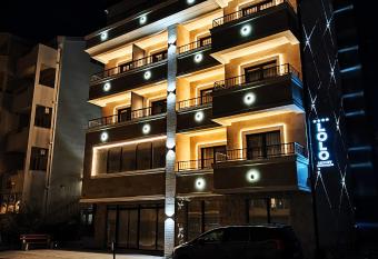 Lolo Luxury rooms & suites has Balcony rooms