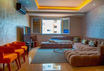 Islane vue piscine has Balcony rooms