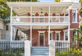 Red Room at the Grand Maloney has Balcony rooms