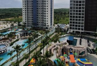 SALINAS PREMIUM RESORTS has Balcony rooms