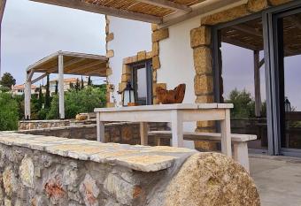 Koroni Stone House, newly built studios by the sea has Balcony rooms