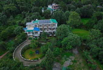 Chirping Hills Resort,Bhimtal allows 18 year olds to book a room