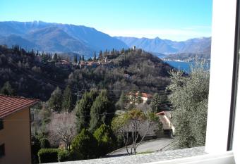 Dolce Vita - Fantastic view -Free Wi-fi & late check-out has Balcony rooms
