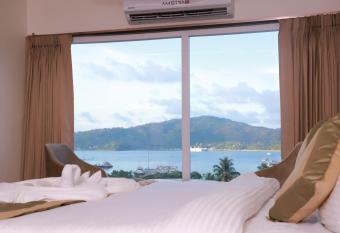 Olive Hotel & Suites has Balcony rooms