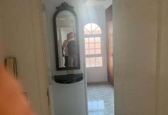 Casa vacacional has Balcony rooms