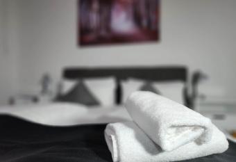 HOTEL Schiff Rastatt allows 18 year olds to book a room