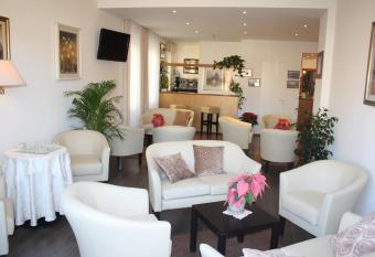 Hotel Sole Mare has Balcony rooms