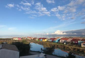 1 st trojan les bains appartement vue mer    la Nuit  e ou semaine has Balcony rooms