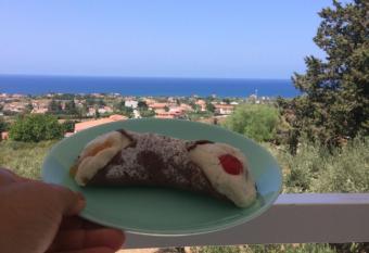 Sunsea has Balcony rooms