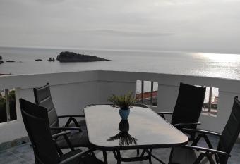 CASAMORE has Balcony rooms