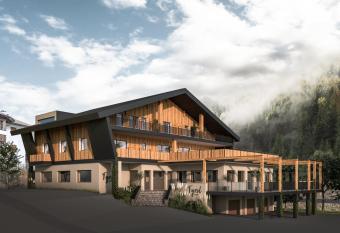 Tyrol Living & Cafe has Balcony rooms