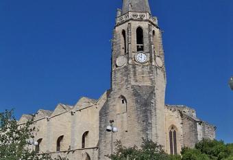 Maison paisible et ensoleill  e allows 18 year olds to book a room