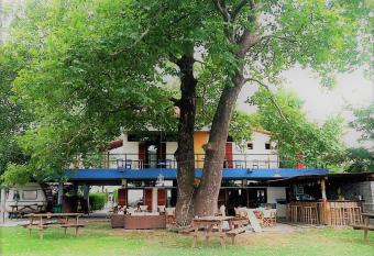 Summit Zero Hostel has Balcony rooms