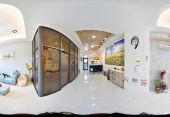 Beauty Chen s House #3 has Balcony rooms