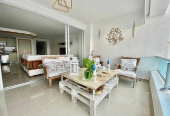 marbella Fabulous 3br 3ba Pool And Beach has Balcony rooms