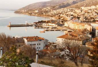 Soba Biondic allows 18 year olds to book a room