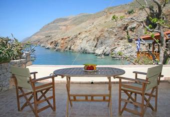 On The Beach Apartments allows 18 year olds to book a room