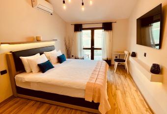 Kadena Boutique Apartments allows 18 year olds to book a room