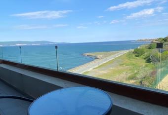 PARADISO B 605 Private Apartment Nessebar allows 18 year olds to book a room