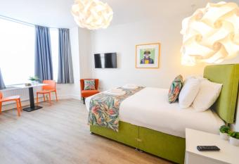 The Birchover Residences Trent Bridge allows 18 year olds to book a room