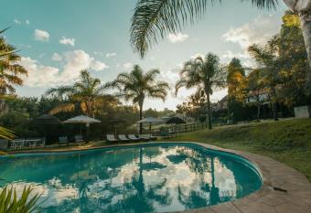 Pecan Bush Lodge has Balcony rooms