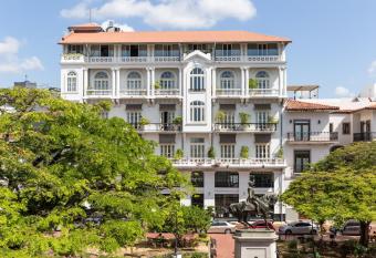 American Trade Hotel has Balcony rooms