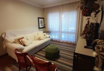 Apartamento Premium Luxo has Balcony rooms