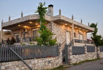 Stone Villa has Balcony rooms