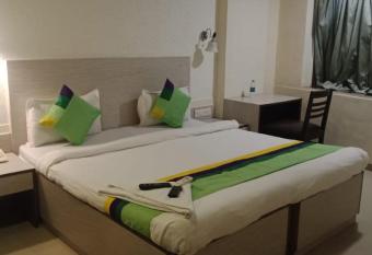 Hotel ACE Residency by WB Inn allows 18 year olds to book a room
