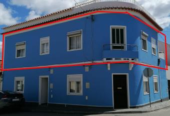Alojamento Justo - vila de Montargil has Balcony rooms