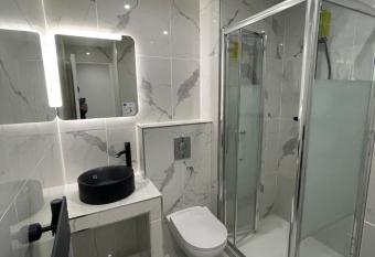 Monaco quartier Monte Carlo magnifique 2 pi  ces has Balcony rooms