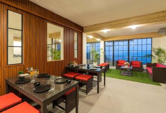 StayVista at Pristine Pines has Balcony rooms