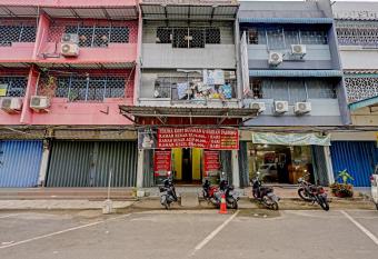 OYO 91267 Sar Inn allows 18 year olds to book a room