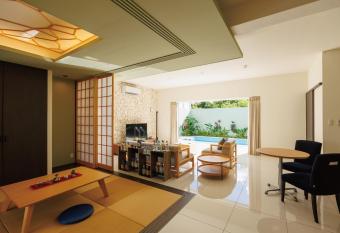 Homm Stay Yumiha Okinawa by Banyan Tree Group has rooms with a private hot tub
