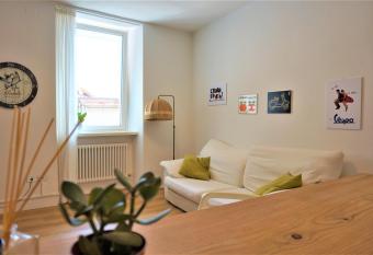 Casa Elena has Balcony rooms