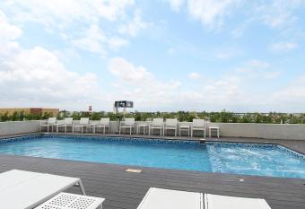 Fiesta Inn Merida allows 18 year olds to book a room