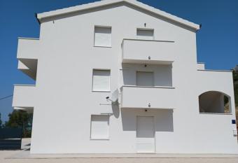 APARTMANI JELI   has Balcony rooms