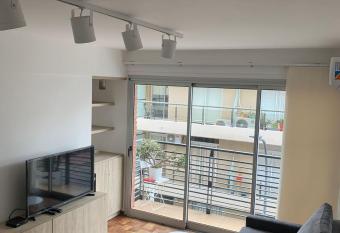 Buenos Aires 1410, Nueva Cordoba allows 18 year olds to book a room