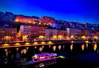 Appart clim vue d   exception quai saone presqu     le has Balcony rooms