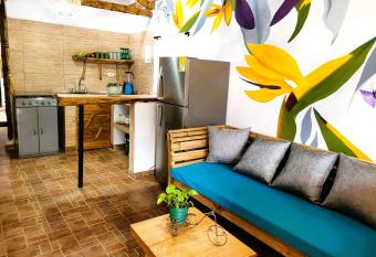 Casa Passaro 3 has Balcony rooms