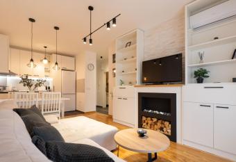 President Apartman 7 has Balcony rooms