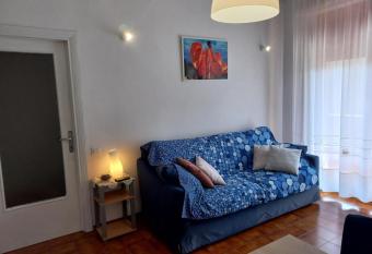 Grazioso Bilocale Caletta Castiglioncello - Tuscany has Balcony rooms