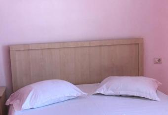 Beautiful apartment sea view 1 has Balcony rooms