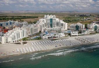 Apartment Sunset Resort has Balcony rooms