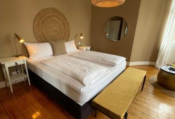 AUERSTEIN-Hotels auerstein & auerstein-mono has Balcony rooms