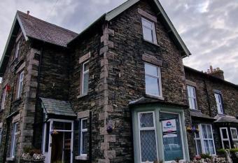 Bonny Brae House by Woodland Park allows 18 year olds to book a room