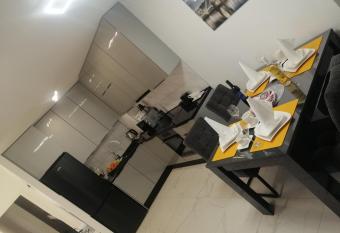 Luxury apartment Queen has Balcony rooms