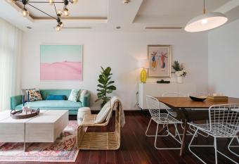 Vinhomes Royal City luxury serviced apartment has Balcony rooms