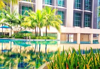 My Dallyne s Homestay at Mutiara Ville Cyberjaya allows 18 year olds to book a room